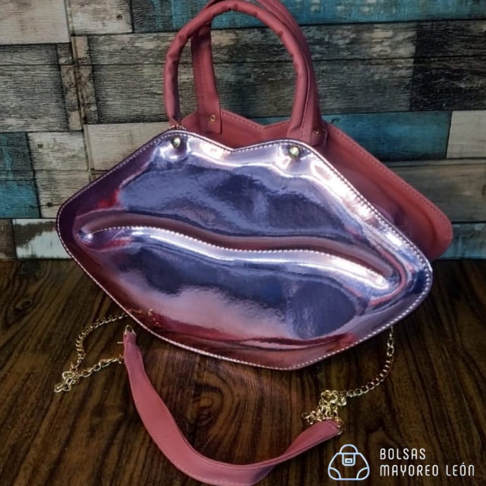 Pink Patent Leather Kiss Fashion Bag